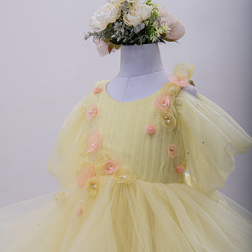 AMBRE DRESS IN TENDER YELLOW